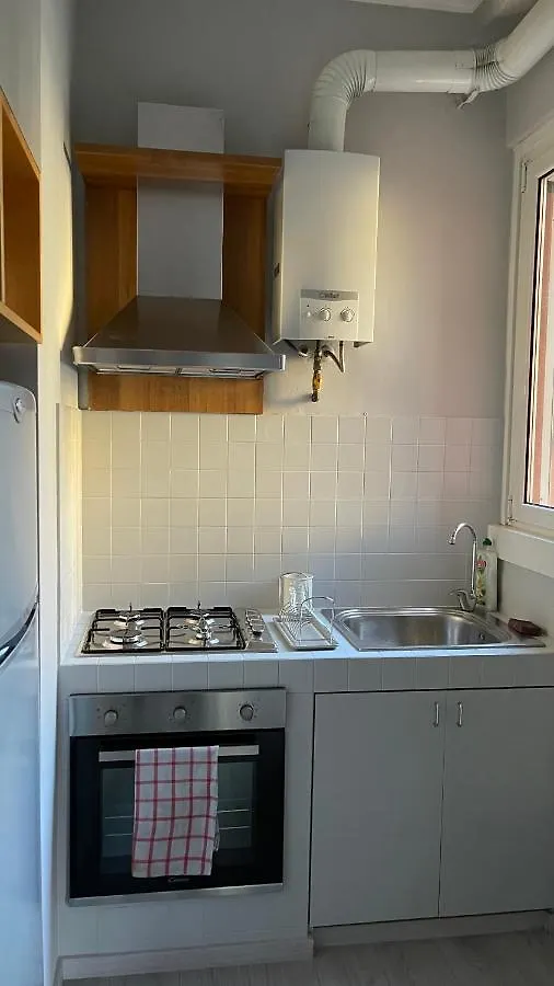 Stilish Apartment Few Steps From The Underground Milan