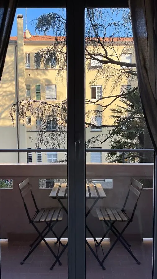 Stilish Apartment Few Steps From The Underground Milan Italy