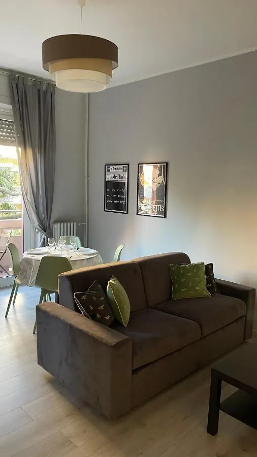 Stilish Apartment Few Steps From The Underground Milan
